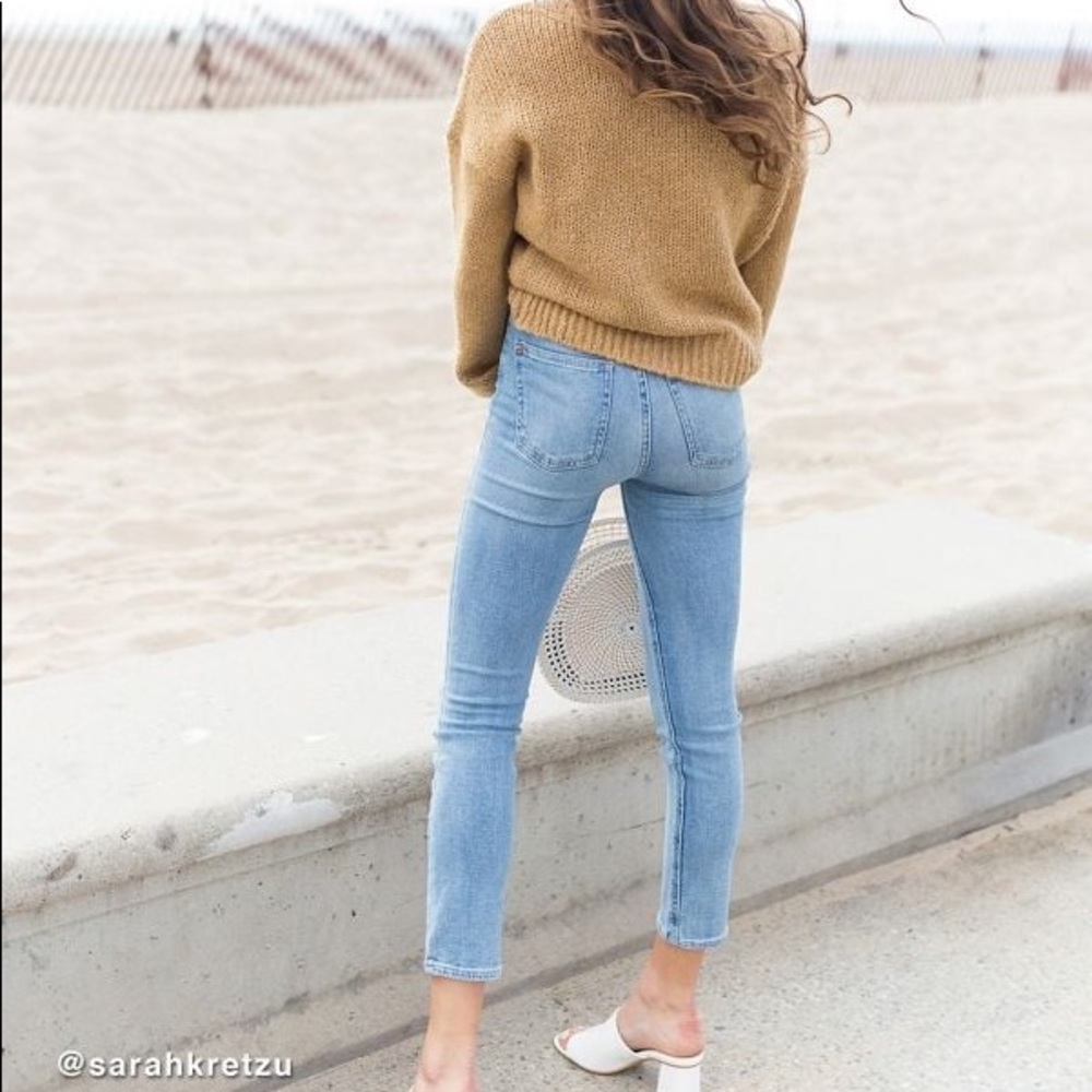 BDG High-Waisted Girlfriend Jean